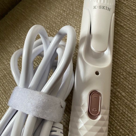 Straightener/Curler - Picture 1 of 4